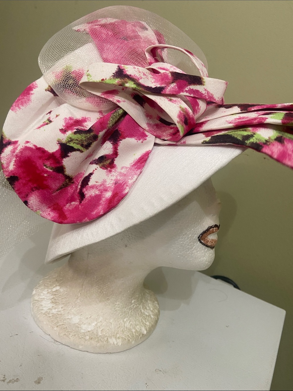 Pretty Dress Hat / Church Hat by Giovanna